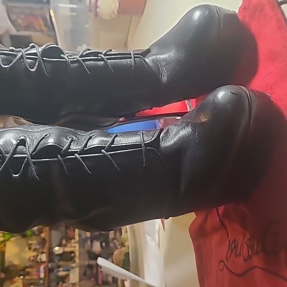 Christian Louboutin boots - Picture 2 of 11